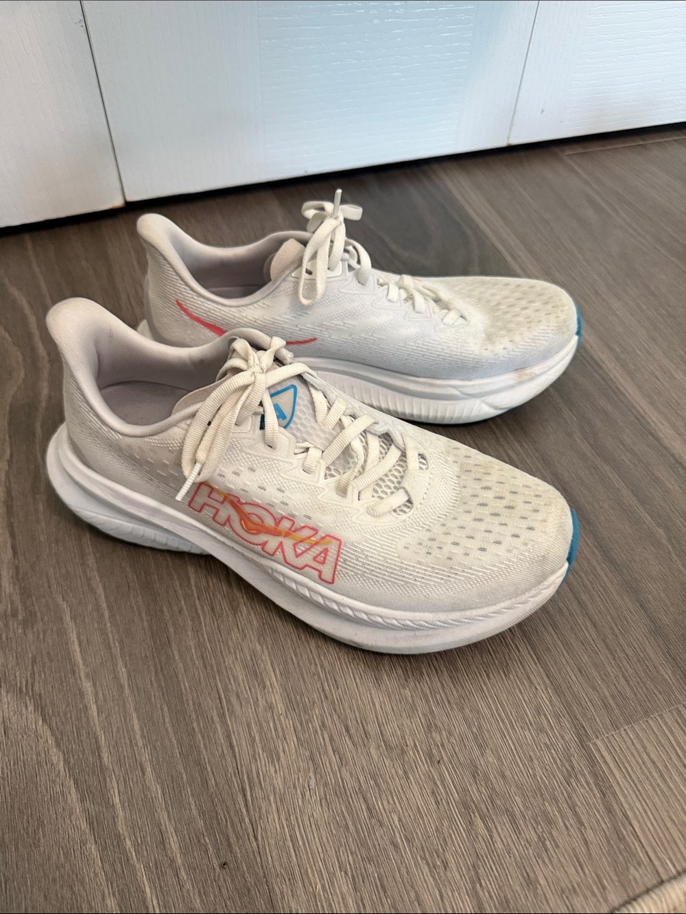 HOKA Mach 6Women's White Athletic Running Shoes with Coral Accents